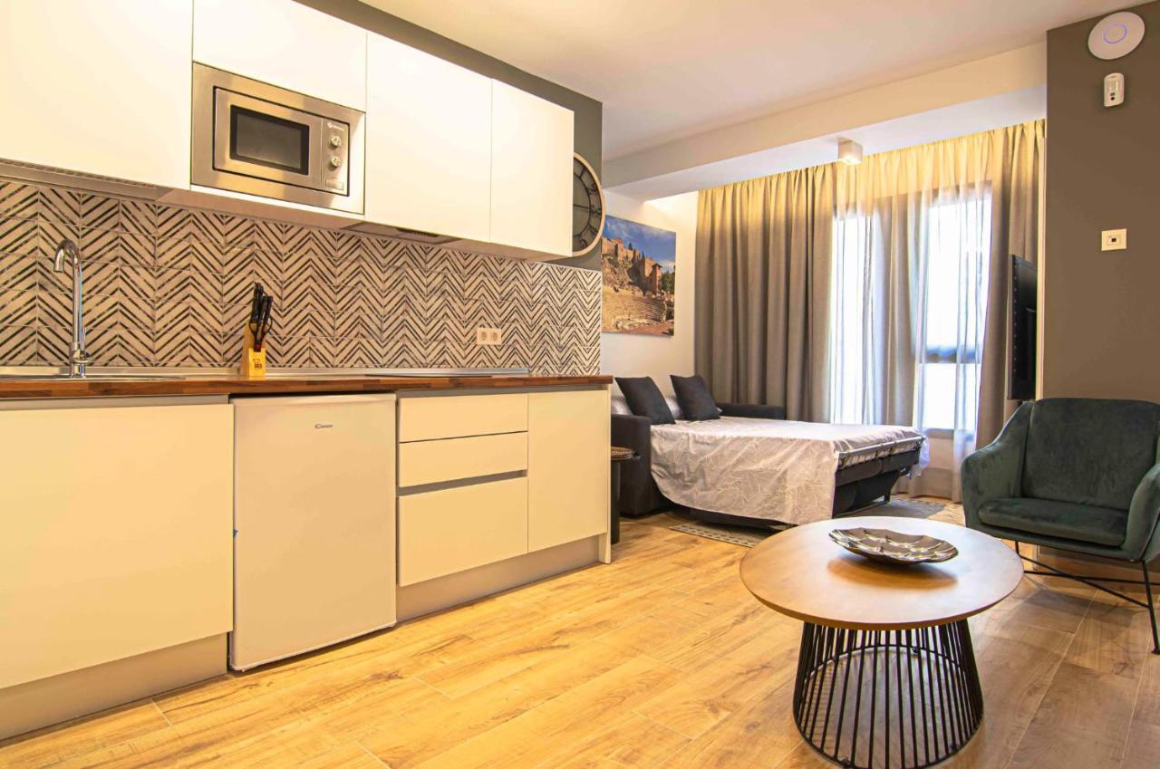 Apartamentos Leonor Malaga Exterior photo